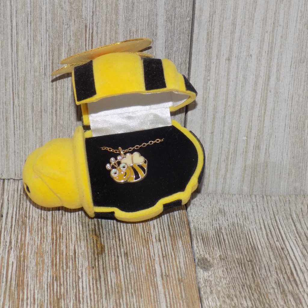 Bee Necklace In Bee Box Little Girl *